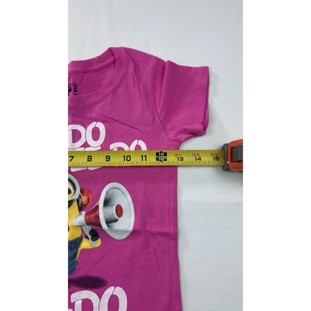 Girls' Outfit Bundle - 2-Piece Set - Minions T-Shirt & Bermuda Shorts - Size S/7